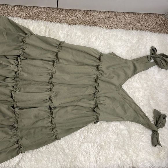 Tie Shoulder Ruffle Hem Dress Green Small - Picture 5 of 10